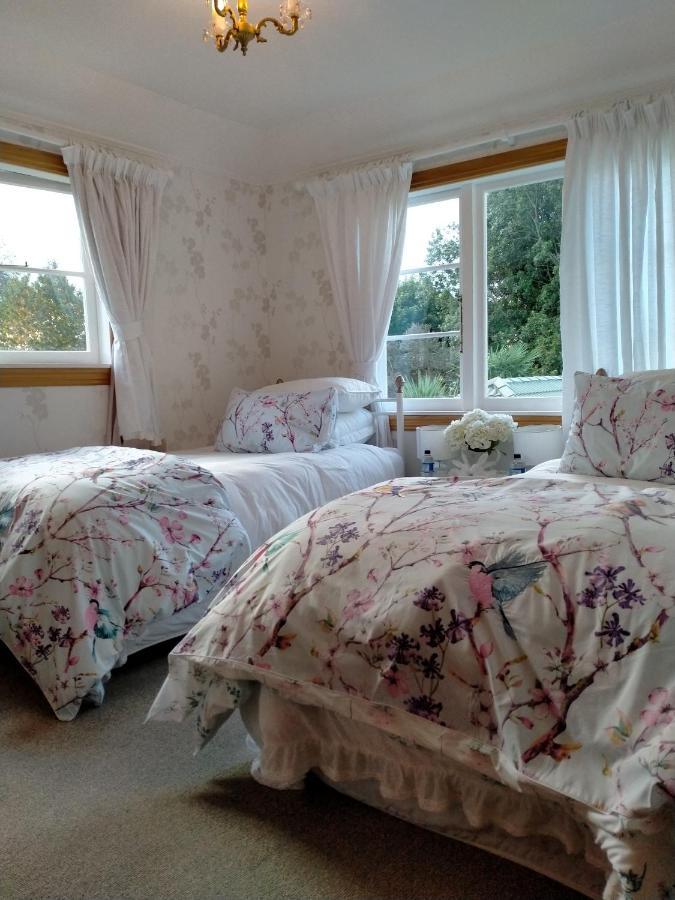 Amberly House Rotorua Bed & Breakfast Екстериор снимка